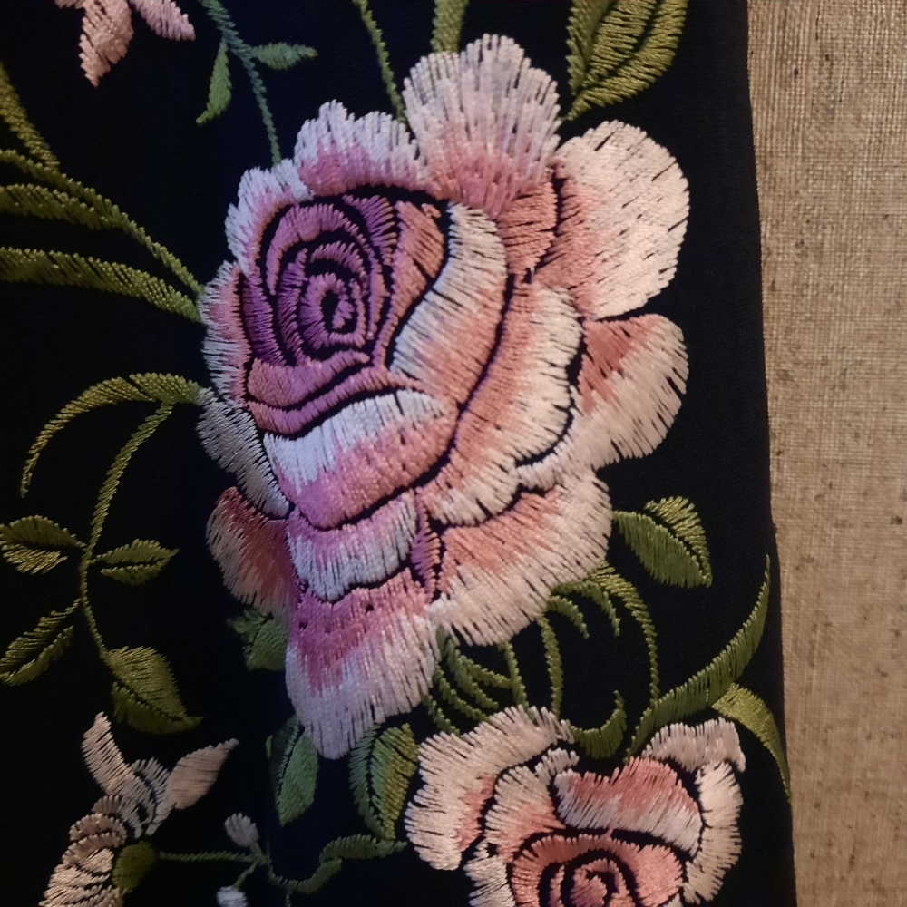 Dress - Picture 4 of 5